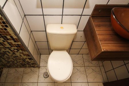 Apartamento para alugar com 48m², 2 quartos e 1 vaga Apartamento para alugar com 48m², 2 quartos e 1 vagaBanheiro