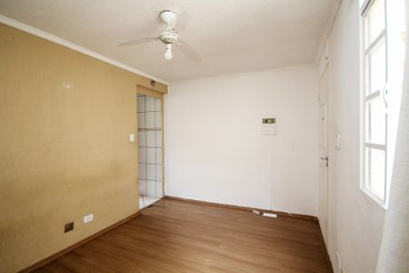 Sala de apartamento para alugar com 2 quartos, 48m² em Chácara Roselândia, Cotia