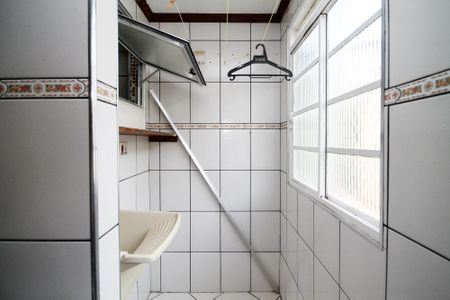 Apartamento para alugar com 48m², 2 quartos e 1 vaga Apartamento para alugar com 48m², 2 quartos e 1 vagaLavanderia