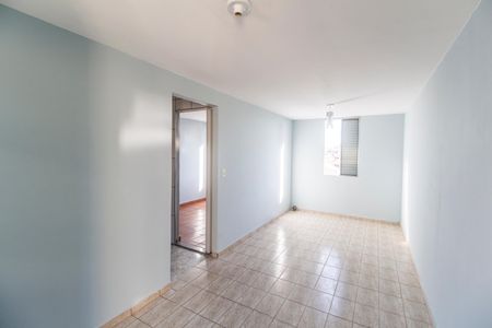Casa para alugar com 2 quartos, 50m² em Conjunto Habitacional Presidente Castelo Branco, Carapicuíba