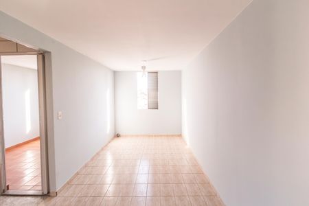 Sala  de casa para alugar com 2 quartos, 50m² em Conjunto Habitacional Presidente Castelo Branco, Carapicuíba