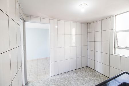 Cozinha de casa para alugar com 2 quartos, 50m² em Conjunto Habitacional Presidente Castelo Branco, Carapicuíba