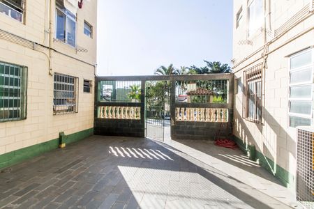 Área comum de casa para alugar com 2 quartos, 50m² em Conjunto Habitacional Presidente Castelo Branco, Carapicuíba