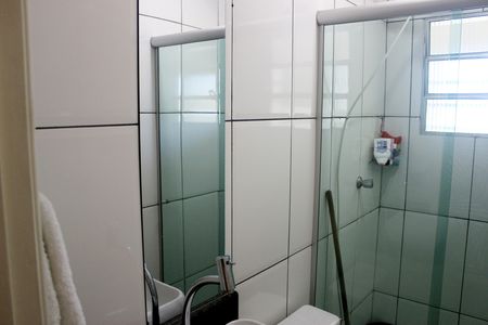 Banheiro  de apartamento à venda com 1 quarto, 45m² em Jardim Dourado, Guarulhos