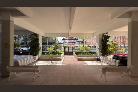 Fachada de apartamento para alugar com 2 quartos, 75m² em Tortuga, Guarujá