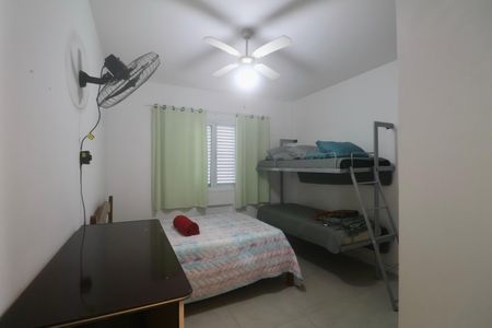 Quarto de apartamento para alugar com 2 quartos, 75m² em Tortuga, Guarujá