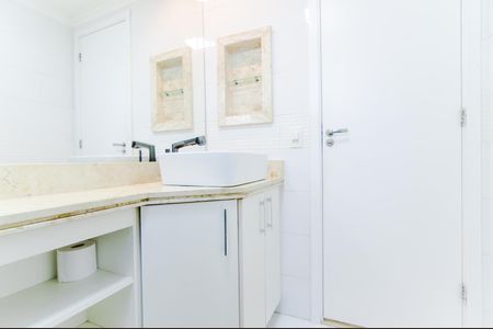Banheiro da Suíte  de apartamento para alugar com 1 quarto, 65m² em Vila Augusta, Guarulhos