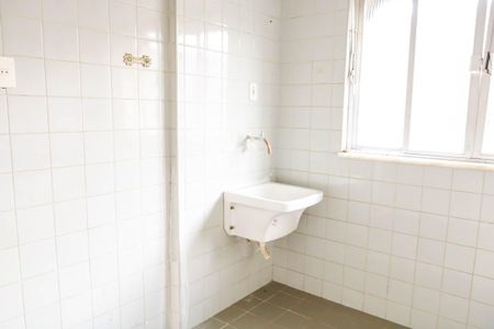 Cozinha de apartamento para alugar com 2 quartos, 52m² em Engenho de Dentro, Rio de Janeiro