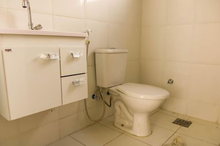 Apartamento para alugar com 52m², 2 quartos e sem vaga Apartamento para alugar com 52m², 2 quartos e sem vagaBanheiro