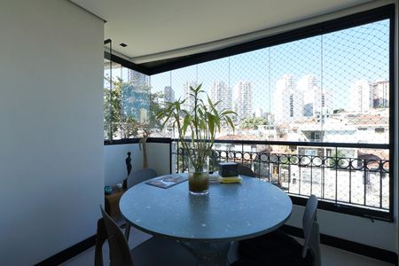 Apartamento para alugar com 81m², 3 quartos e 3 vagasVaranda