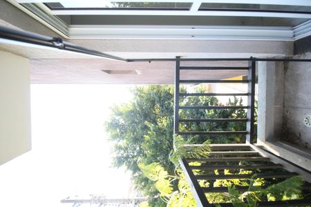 Varanda Quarto 1 de apartamento para alugar com 2 quartos, 40m² em Jardim Kuabara, Taboão da Serra