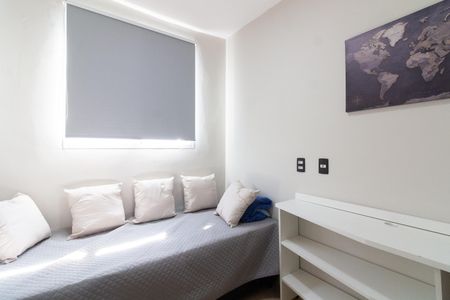 Quarto 2 de apartamento para alugar com 2 quartos, 35m² em Jardim Peri Peri, São Paulo