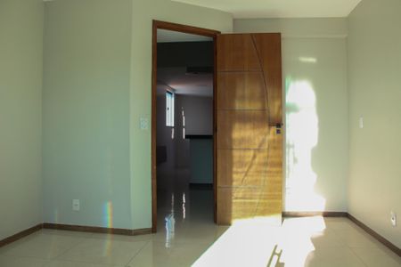 Apartamento para alugar com 2 quartos, 44m² em Palmeiras, Cabo Frio