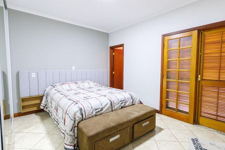 Casa para alugar com 173m², 4 quartos e 2 vagas Casa para alugar com 173m², 4 quartos e 2 vagassuite