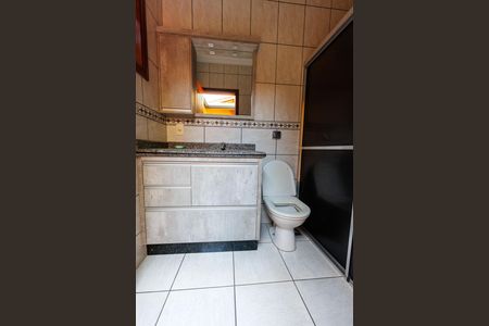 Casa para alugar com 173m², 4 quartos e 2 vagas Casa para alugar com 173m², 4 quartos e 2 vagasBanheiro Corredor