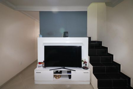 Sala de casa à venda com 2 quartos, 140m² em Taboão, Diadema