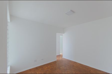 Sala de apartamento à venda com 3 quartos, 61m² em Vila Deodoro, São Paulo