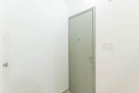 Corredor de kitnet/studio à venda com 1 quarto, 28m² em Tijuca, Rio de Janeiro