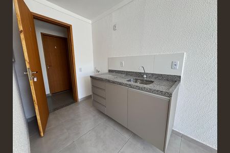 Cozinha de kitnet/studio para alugar com 1 quarto, 25m² em Centro, Osasco