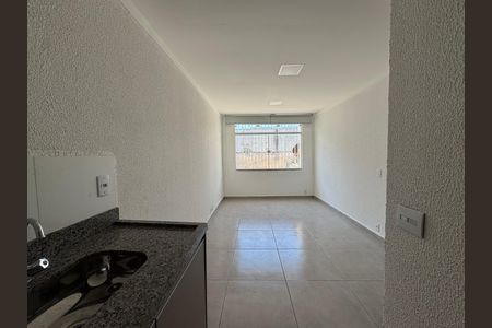 Cozinha/Quarto de kitnet/studio para alugar com 1 quarto, 25m² em Centro, Osasco