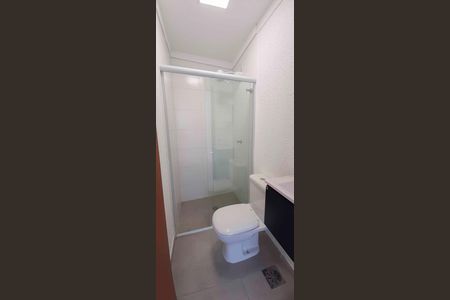 Banheiro de apartamento para alugar com 1 quarto, 24m² em Centro, Osasco