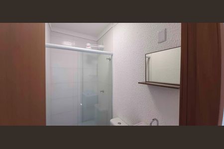 Banheiro de apartamento para alugar com 1 quarto, 24m² em Centro, Osasco