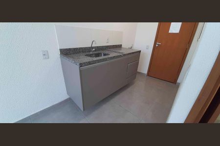 Cozinha de apartamento para alugar com 1 quarto, 24m² em Centro, Osasco