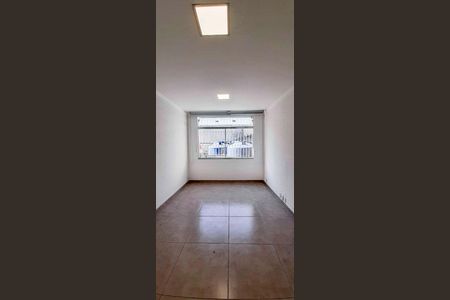 Apartamento para alugar com 21m², 1 quarto e sem vaga Apartamento para alugar com 21m², 1 quarto e sem vagaSala / Quarto