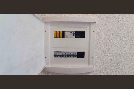 Apartamento para alugar com 21m², 1 quarto e sem vaga Apartamento para alugar com 21m², 1 quarto e sem vagaQuadro de Luz