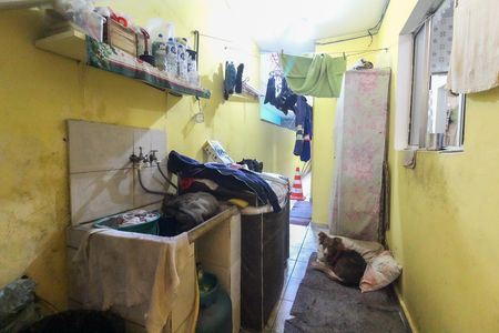 Área de Serviço de casa para alugar com 2 quartos, 150m² em Jardim Sao Joao (zona Leste), São Paulo