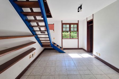 Casa de condomínio à venda com 550m², 4 quartos e 3 vagas Casa de condomínio à venda com 550m², 4 quartos e 3 vagasSuíte 1