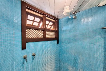 Casa de condomínio à venda com 550m², 4 quartos e 3 vagas Casa de condomínio à venda com 550m², 4 quartos e 3 vagasBanheiro da Suíte 3