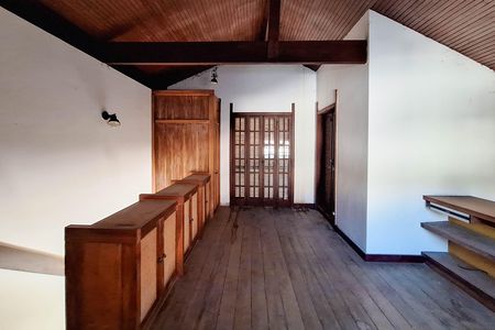 Casa de condomínio à venda com 550m², 4 quartos e 3 vagas Casa de condomínio à venda com 550m², 4 quartos e 3 vagasMezanino da Suíte 1