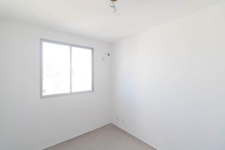 Quarto 2 de apartamento para alugar com 2 quartos, 50m² em Campo Grande, Rio de Janeiro