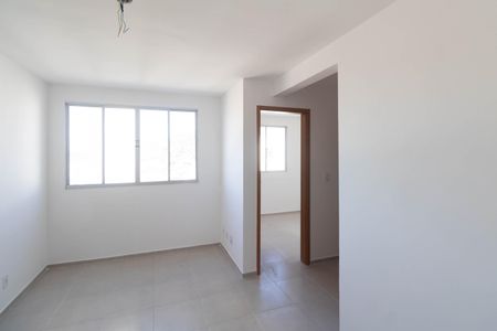 Sala de apartamento para alugar com 2 quartos, 50m² em Campo Grande, Rio de Janeiro