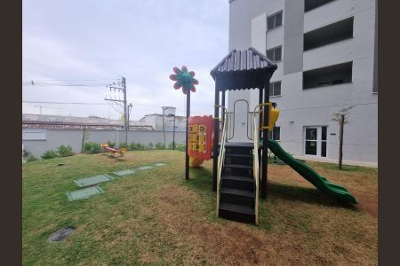 Apartamento para alugar com 36m², 2 quartos e sem vaga Apartamento para alugar com 36m², 2 quartos e sem vagaÁrea comum - Playground
