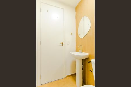 Apartamento para alugar com 36m², 2 quartos e sem vagaBanheiro