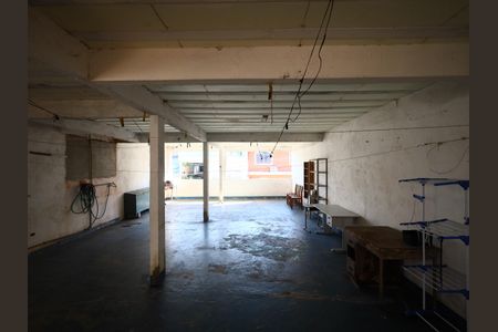 Quintal de casa à venda com 7 quartos, 483m² em Novo Osasco, Osasco