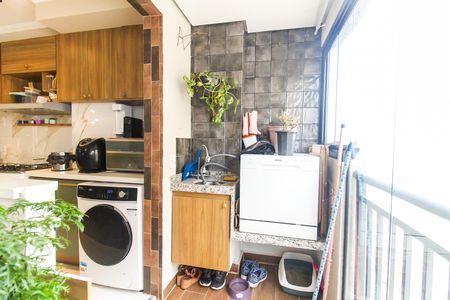 Apartamento à venda com 46m², 2 quartos e 1 vaga Apartamento à venda com 46m², 2 quartos e 1 vagaVaranda