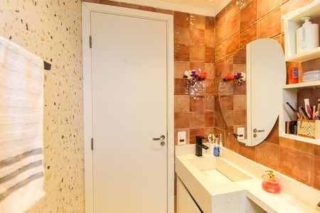 Apartamento à venda com 46m², 2 quartos e 1 vaga Apartamento à venda com 46m², 2 quartos e 1 vagaBanheiro