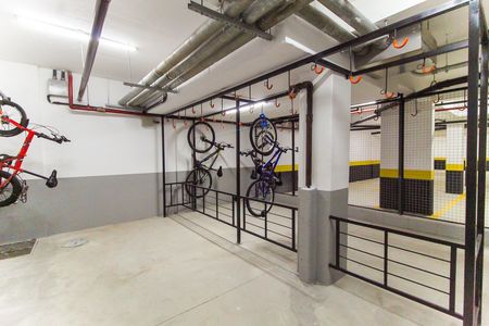 Apartamento à venda com 46m², 2 quartos e 1 vaga Apartamento à venda com 46m², 2 quartos e 1 vagaBicicletario