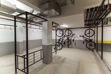 Apartamento à venda com 46m², 2 quartos e 1 vaga Apartamento à venda com 46m², 2 quartos e 1 vagaBicicletario