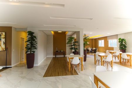 Apartamento à venda com 46m², 2 quartos e 1 vaga Apartamento à venda com 46m², 2 quartos e 1 vagaÁrea comum - Salão de festas