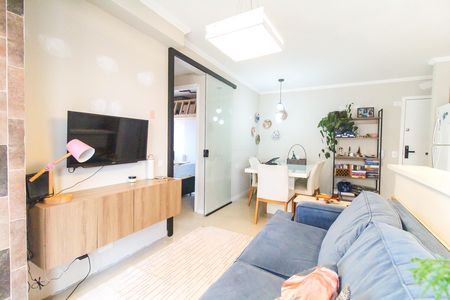 Apartamento à venda com 46m², 2 quartos e 1 vaga Apartamento à venda com 46m², 2 quartos e 1 vagaSala e Cozinha