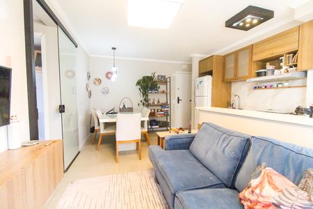 Apartamento à venda com 46m², 2 quartos e 1 vaga Apartamento à venda com 46m², 2 quartos e 1 vagaSala e Cozinha
