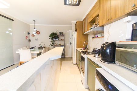 Apartamento à venda com 46m², 2 quartos e 1 vaga Apartamento à venda com 46m², 2 quartos e 1 vagaSala e Cozinha