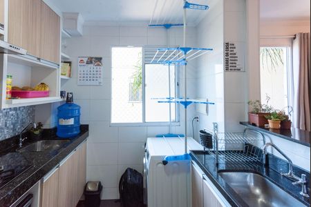 Cozinha de apartamento à venda com 2 quartos, 45m² em Jardim Bom Sucesso, Campinas