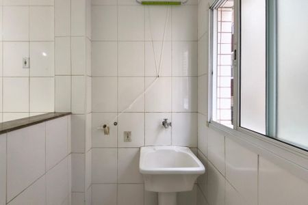 Área de Serviço de apartamento para alugar com 2 quartos, 67m² em Guilhermina, Praia Grande