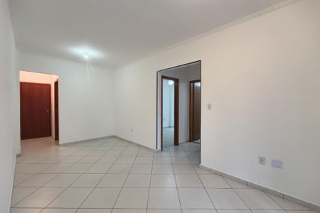 Sala de apartamento para alugar com 2 quartos, 67m² em Guilhermina, Praia Grande