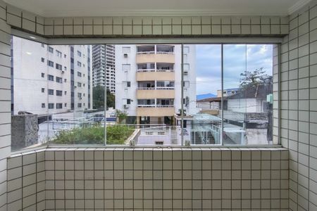 Sacada de apartamento para alugar com 2 quartos, 67m² em Guilhermina, Praia Grande